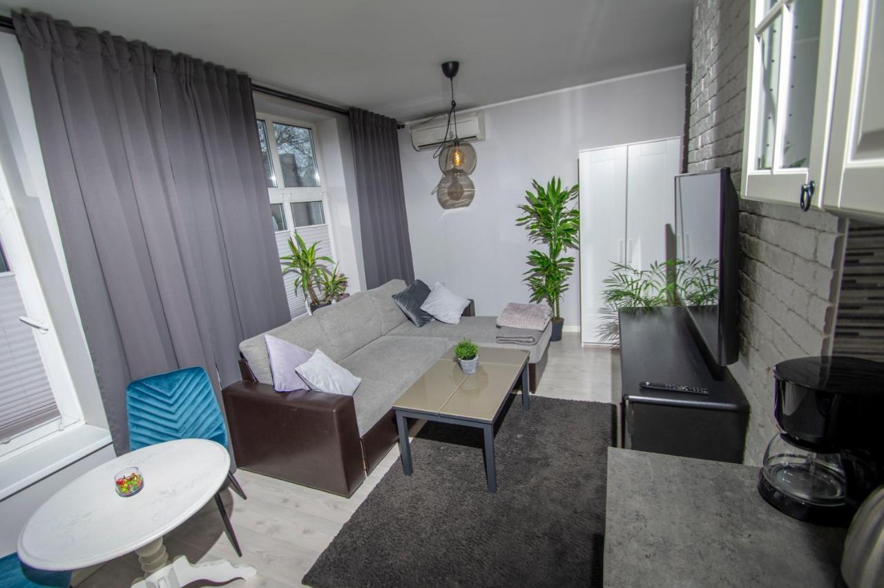 Riia Maantee Apartement Parnu Exterior photo